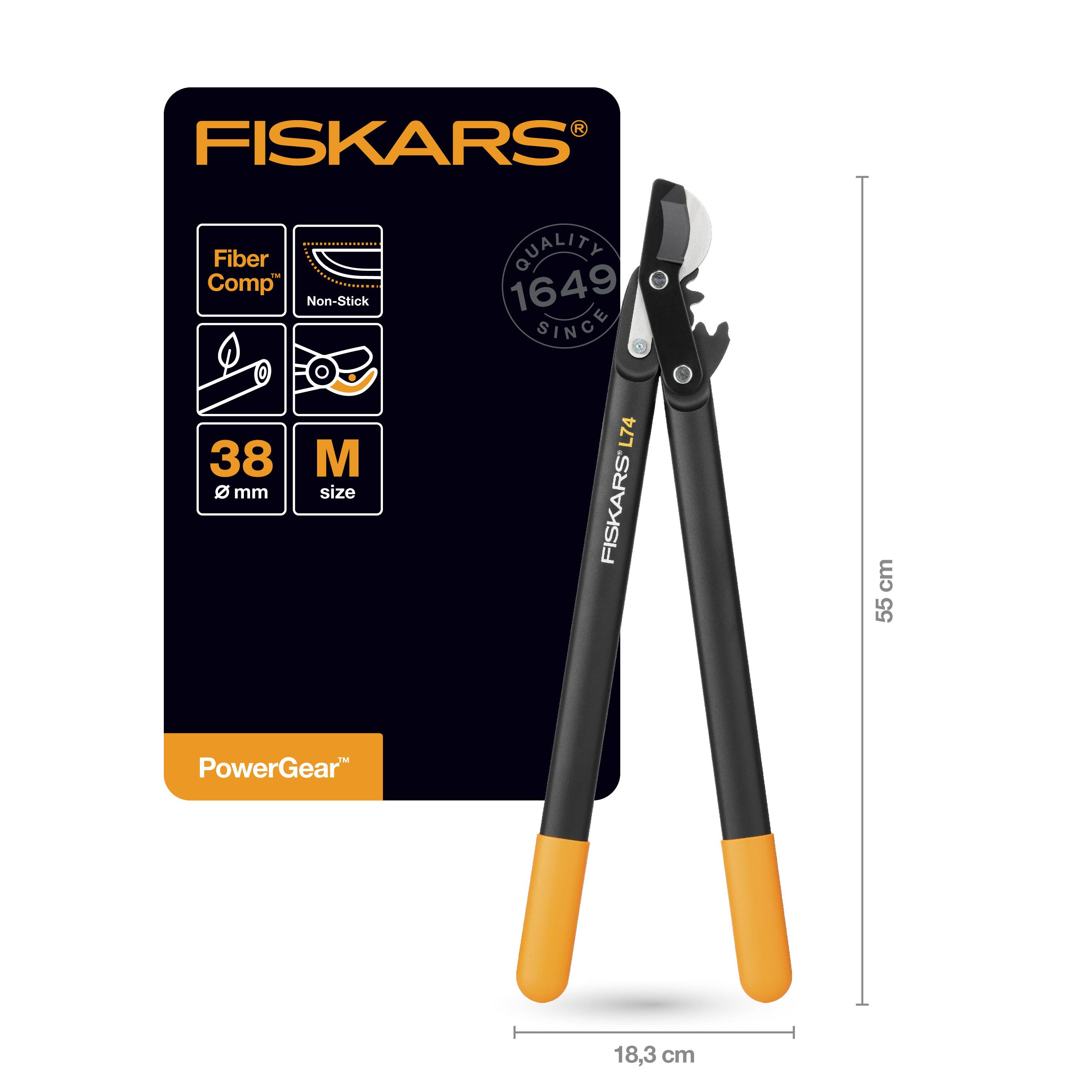 FISKARS PowerGear-takkenschaar, 55 cm lang, voor takken tot 38 mm doorsnede. Productetiket toont 'Fiber Comp' en 'Non-Stick'.