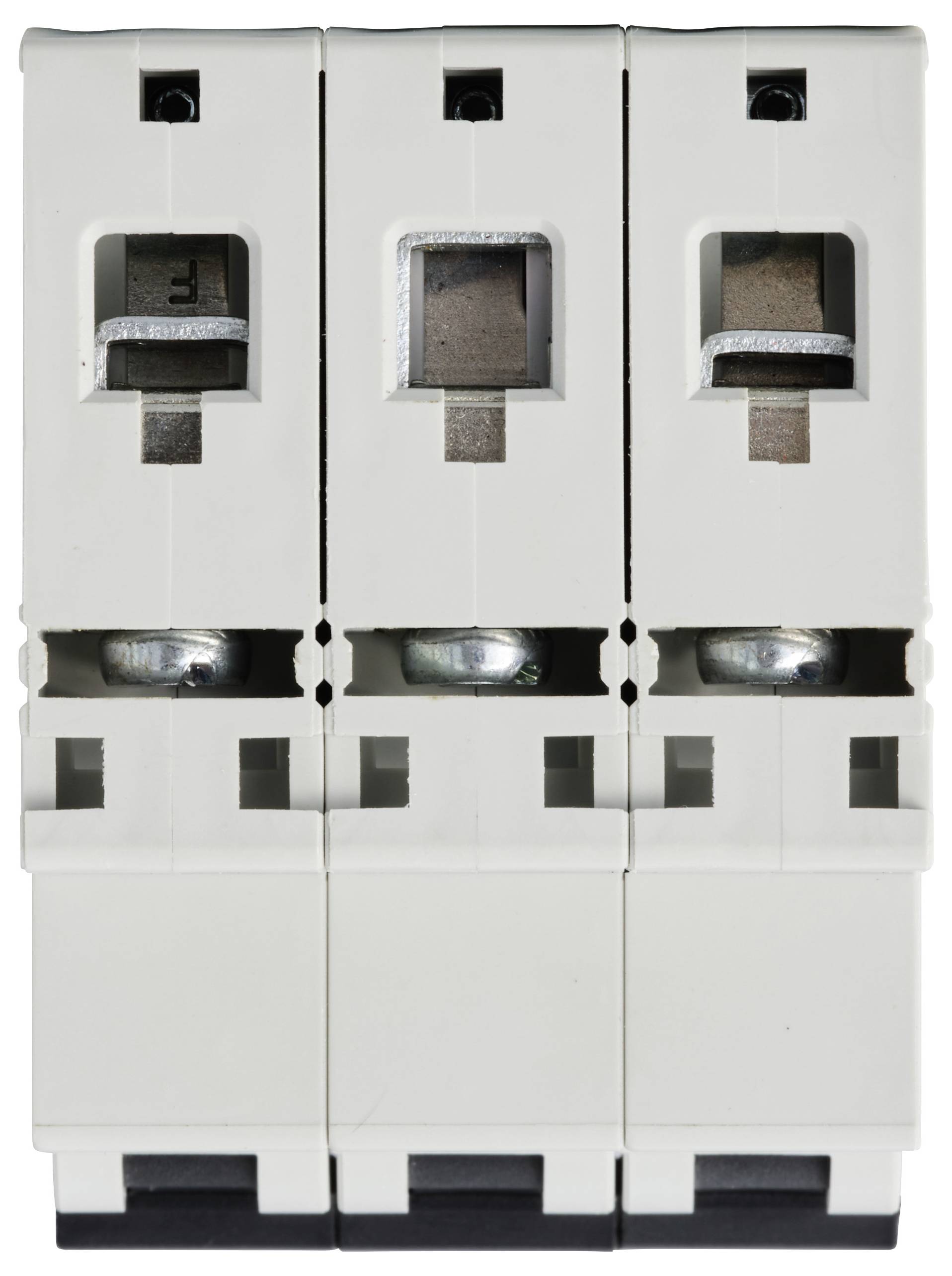 Drie naast elkaar geplaatste witte elektrotechnische beveiligingsautomaten in een schakelinstallatie.