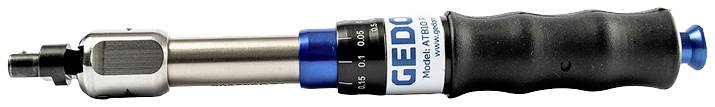 Een verstelbare momentsleutel van Gedore met ergonomische greep en blauwe schaal voor nauwkeurige instellingen.
