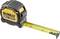 Zwart en geel meetlint van 8 meter lang, uitgetrokken tot ongeveer 30 centimeter. Merk 'DeWalt' zichtbaar op de behuizing.