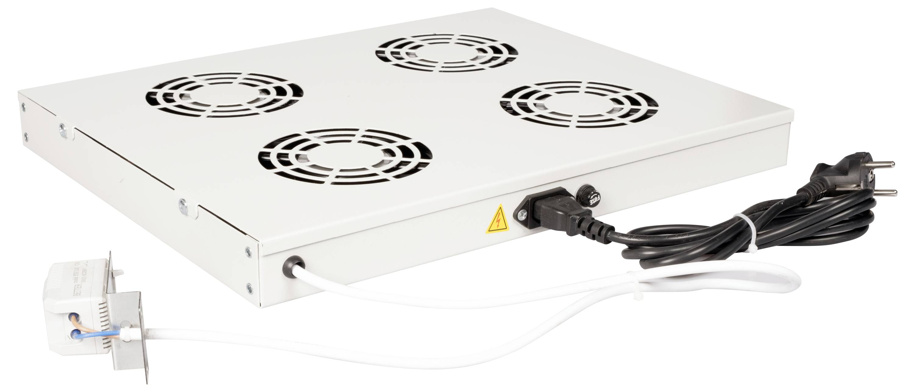 Metalen plaat met vier ventilatiesleuven, stroomkabel en schakelaar. Geschikt als koelmodule.