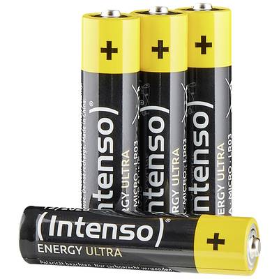 Vier gele Intenso AA-batterijen, één ligt vooraan, de andere staan rechtop. Ze zijn geschikt voor apparaten met een hoge energiebehoefte.