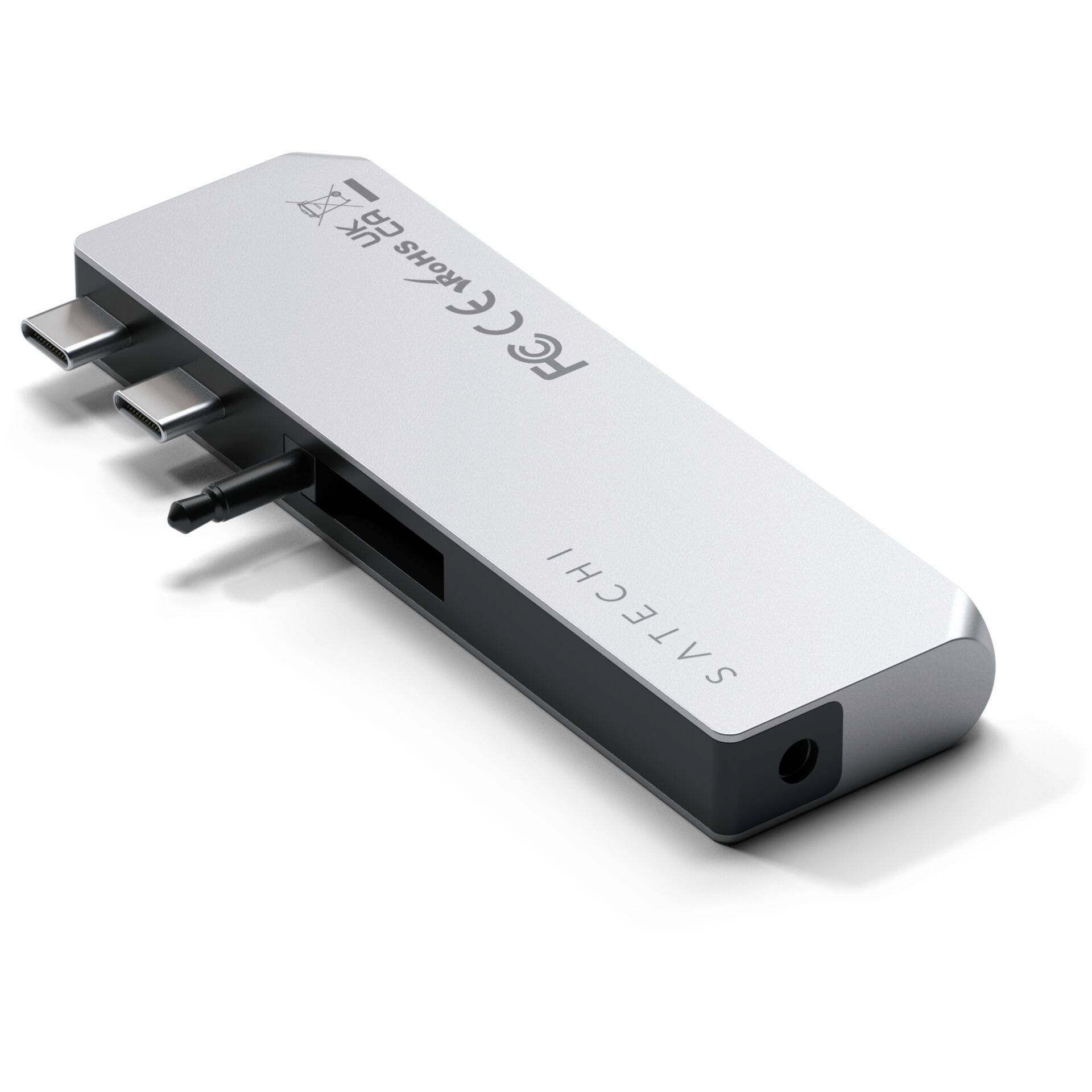 Een zilveren USB-C-adapter met meerdere poorten, waaronder USB-C, HDMI en USB-A, van het merk Satechi. Ideaal voor laptops.