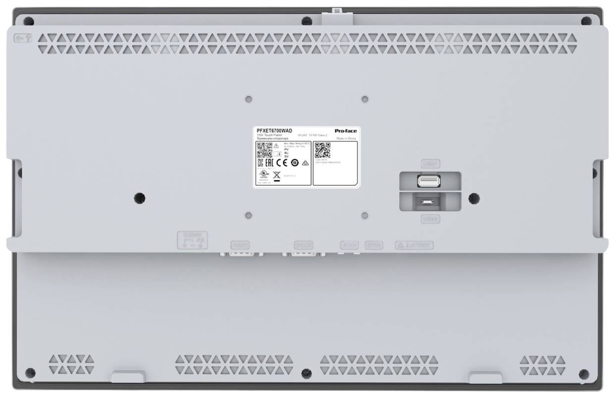 Achterkant van een elektronisch apparaat met aansluitpoorten, ventilatiesleuven en een etiket met technische informatie en barcodes.