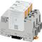 Grijs-oranje elektrische beschermingsapparatuur met aansluitklemmen, geproduceerd door Phoenix Contact, model VAL-SPC met serienummers.