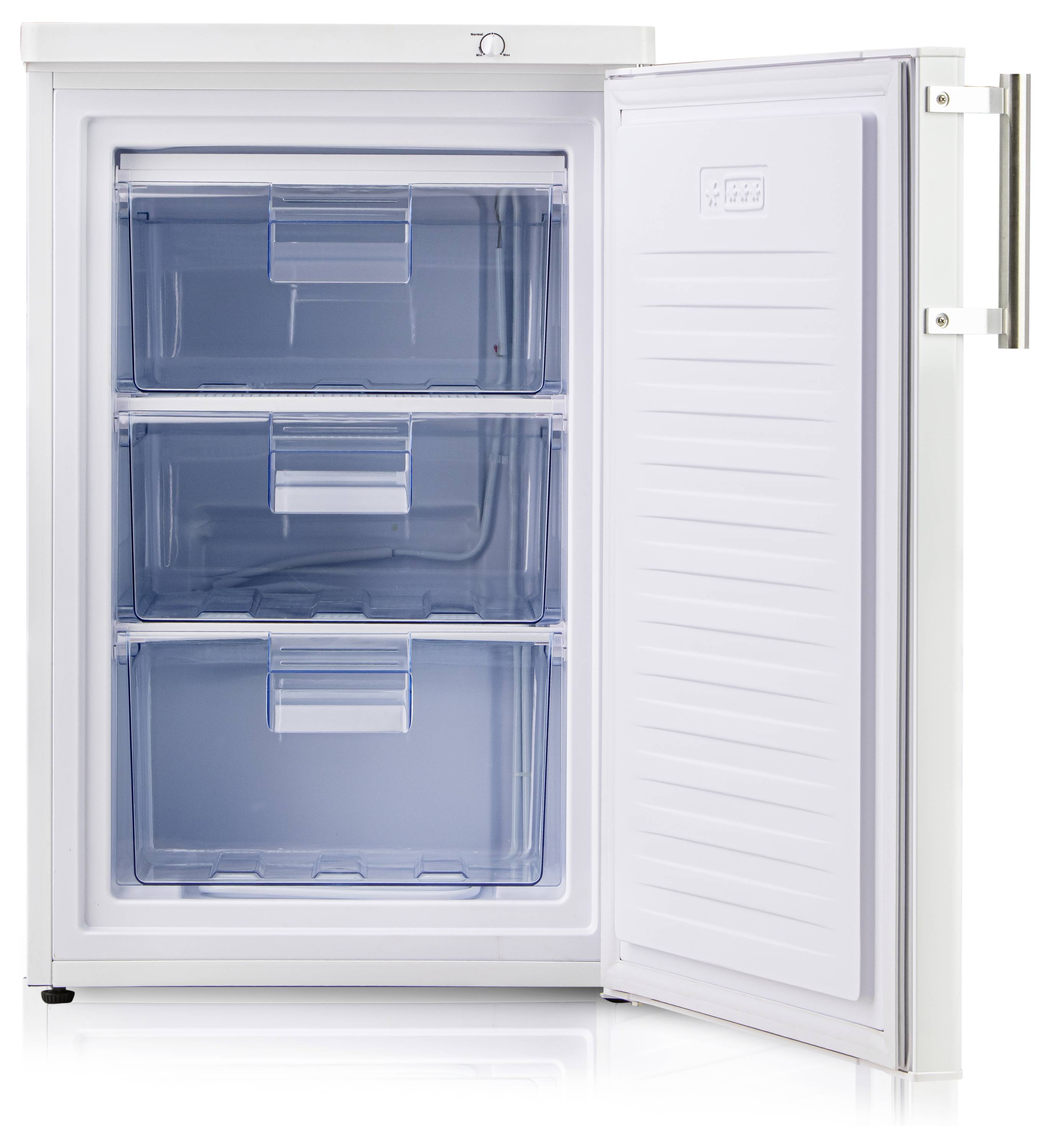 Een open witte vriezer met drie blauwe, doorzichtige laden. De deur staat open, waardoor de binnenkant zichtbaar is.