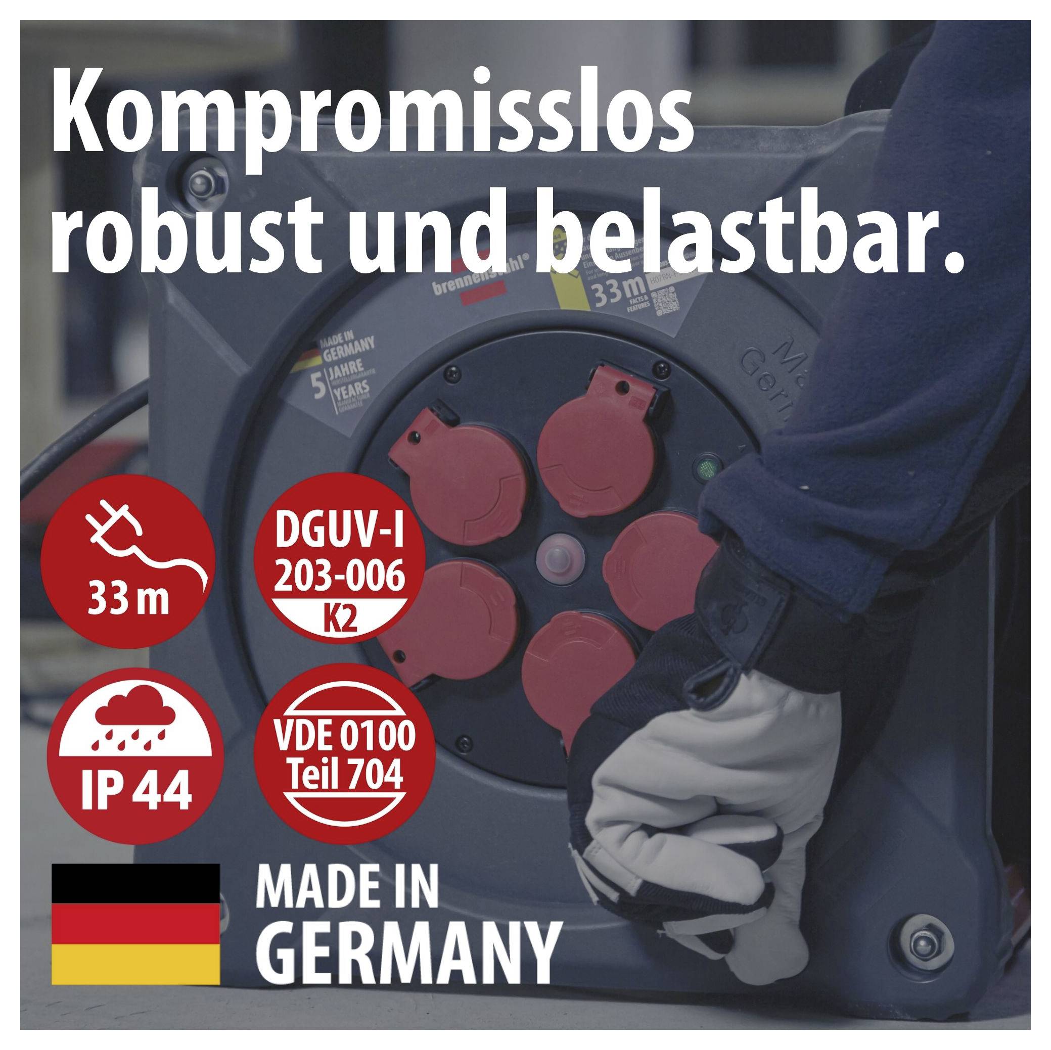 Reclame poster voor een robuuste kabelspoel met 'Compromisloos robuust en belastbaar', 33 m, IP44, DGUV-I 203-006 K2, VDE 0100 deel 704, 'Made in Germany'.