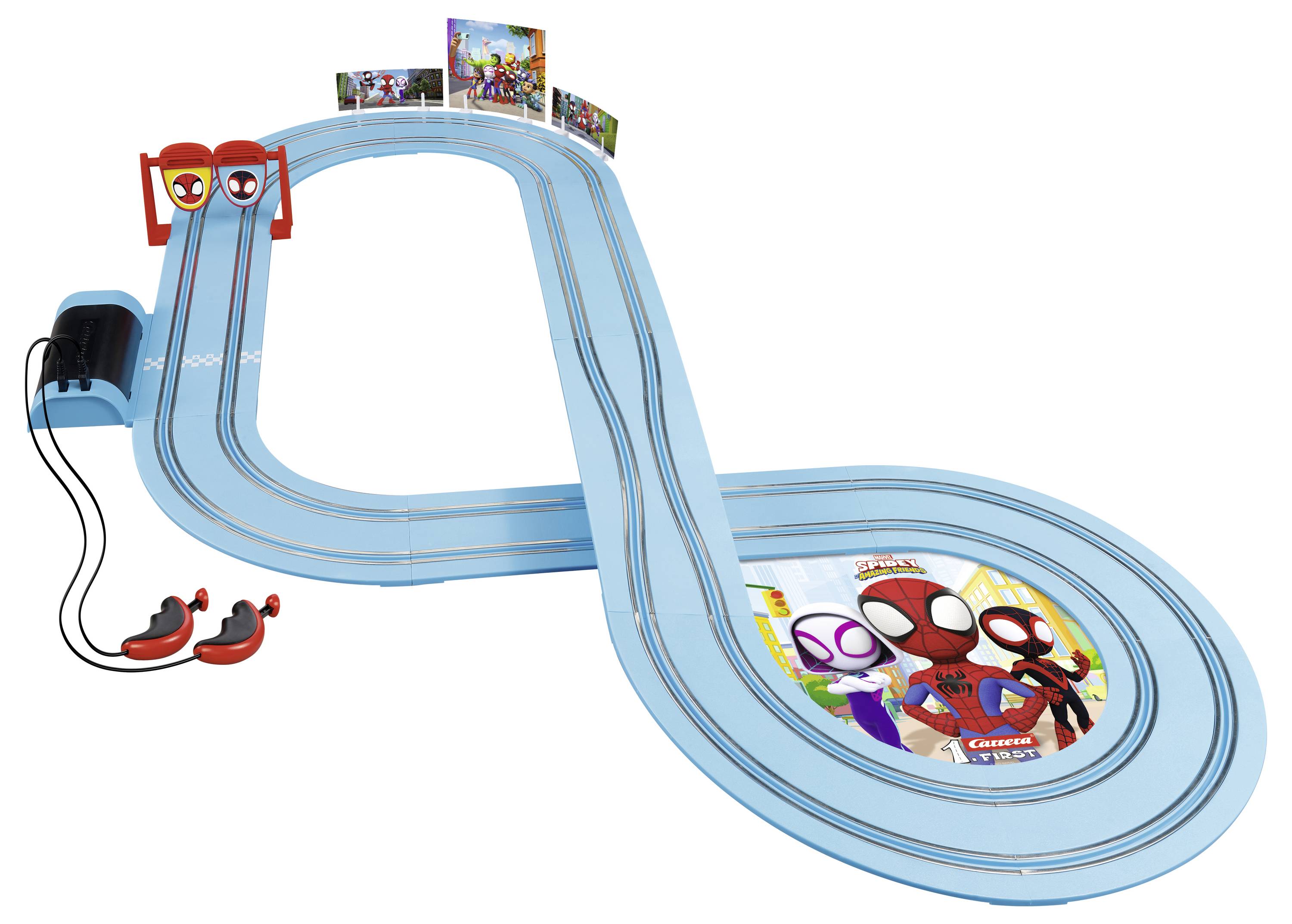 Een blauwe Carrera-racebaan met rails en twee rode controllers. Op de achtergrond zijn "Spider-Man" afbeeldingen als decoratie.