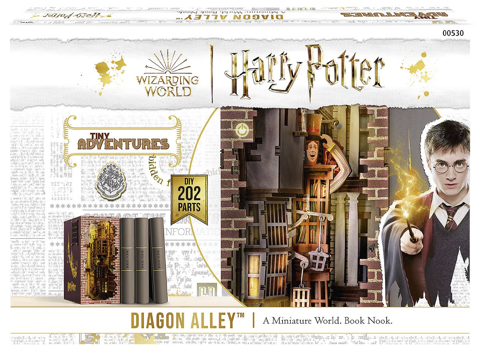 Verpakking toont miniatuur diorama 'Harry Potter Diagon Alley', 202 onderdelen. Hoofdmotief is een betoverend, gedetailleerd straattafereel.