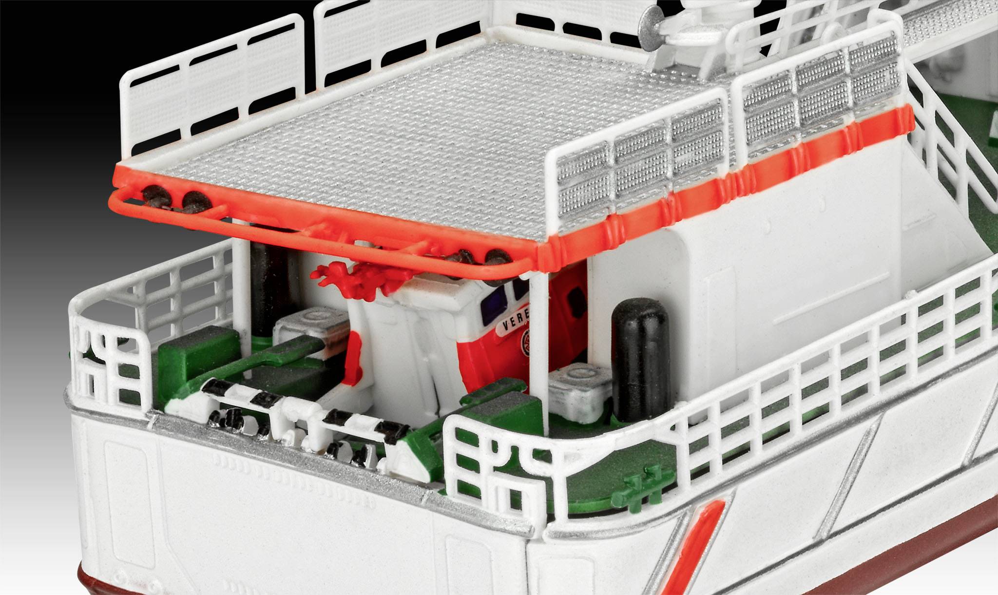 Een scheepsmodel toont de achtersteven van een modern reddingsschip met variabele roosters en opvallende rode details voor functieherkenning.