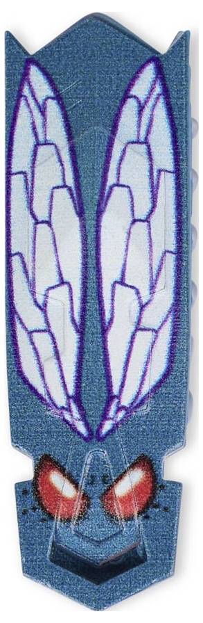 Afbeelding toont een gestileerd, blauw insectenlogo met grote, gesegmenteerde vleugels en rode ogen.