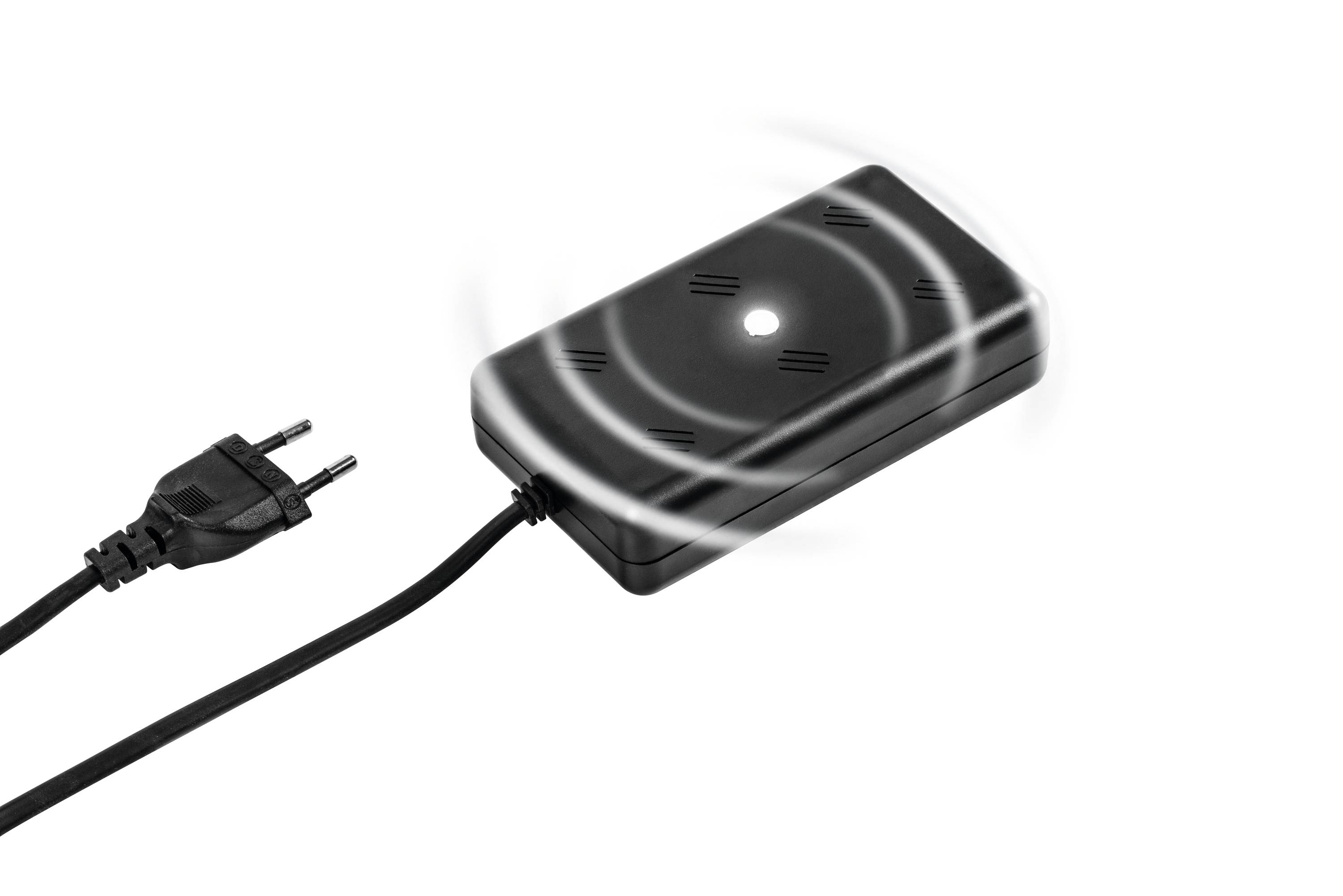 Zwart, rechthoekig oplaadapparaat met kabel en Schuko-stekker. Witte punt licht op in het midden van het apparaat. Energieoverdracht wordt weergegeven.