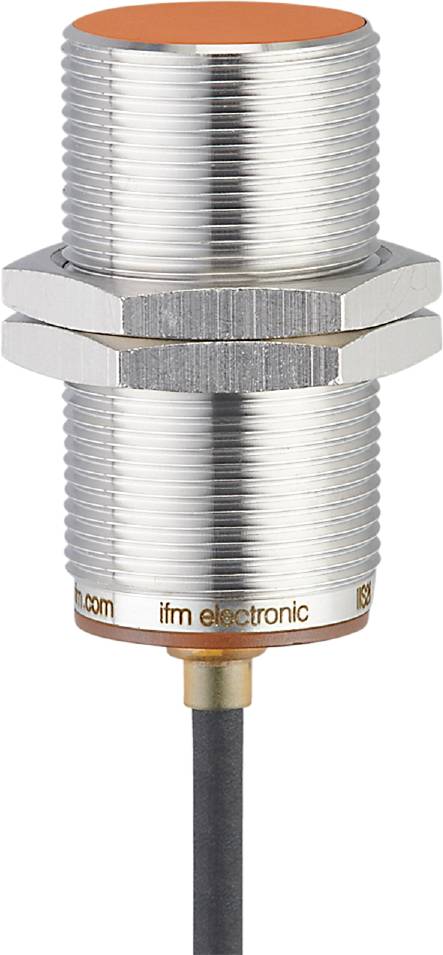 Cilindrische capacitieve sensor met metalen behuizing van ifm electronic, geschikt voor het detecteren van objecten in de nabijheid.
