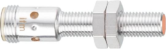 Metalen schroef met zeskantmoer, close-up zijaanzicht. Schroef toont schroefdraad, moer is gedeeltelijk losgedraaid.