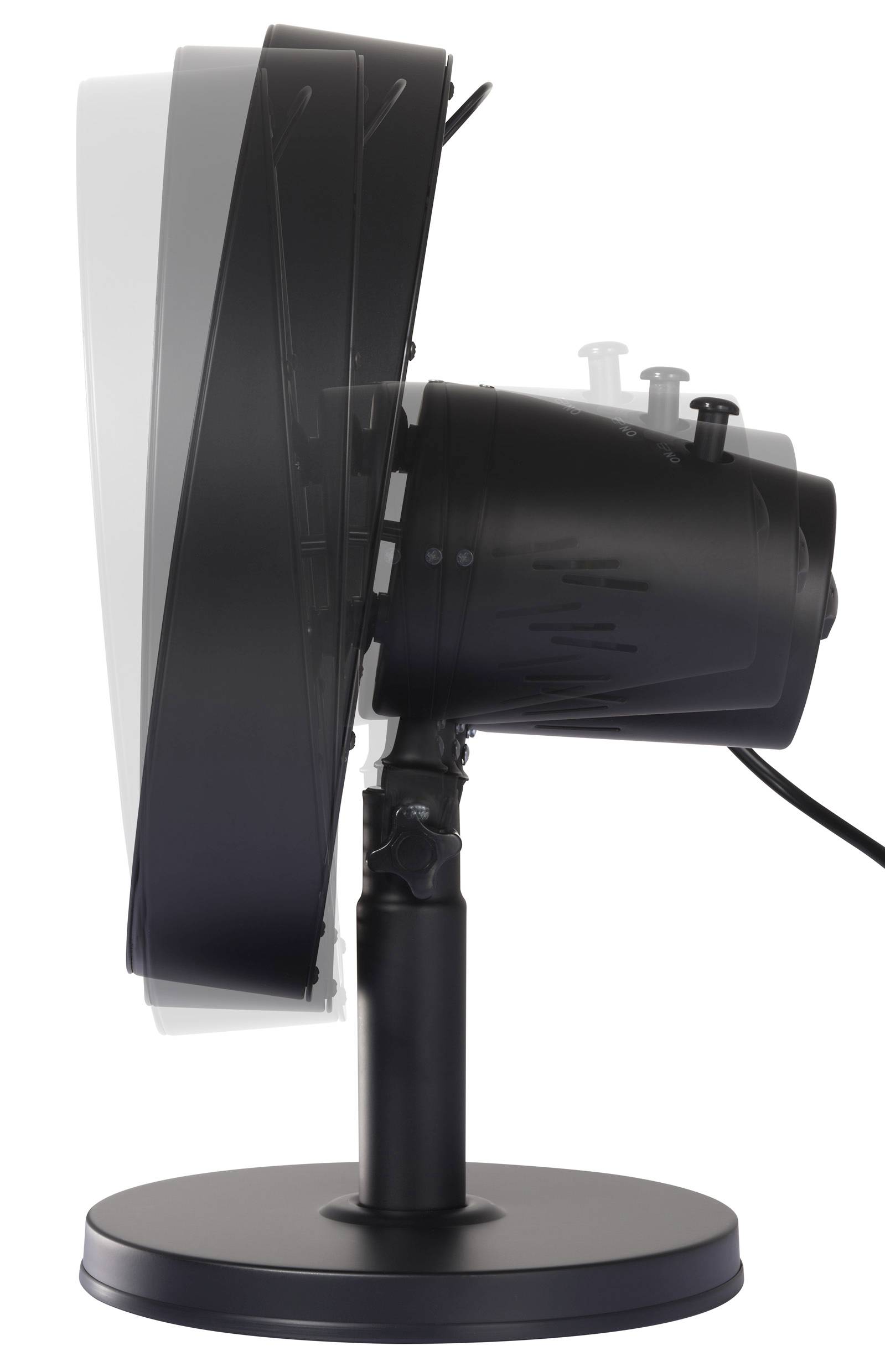 Zwarte staande ventilator aan de zijkant, met kantelbare kop.