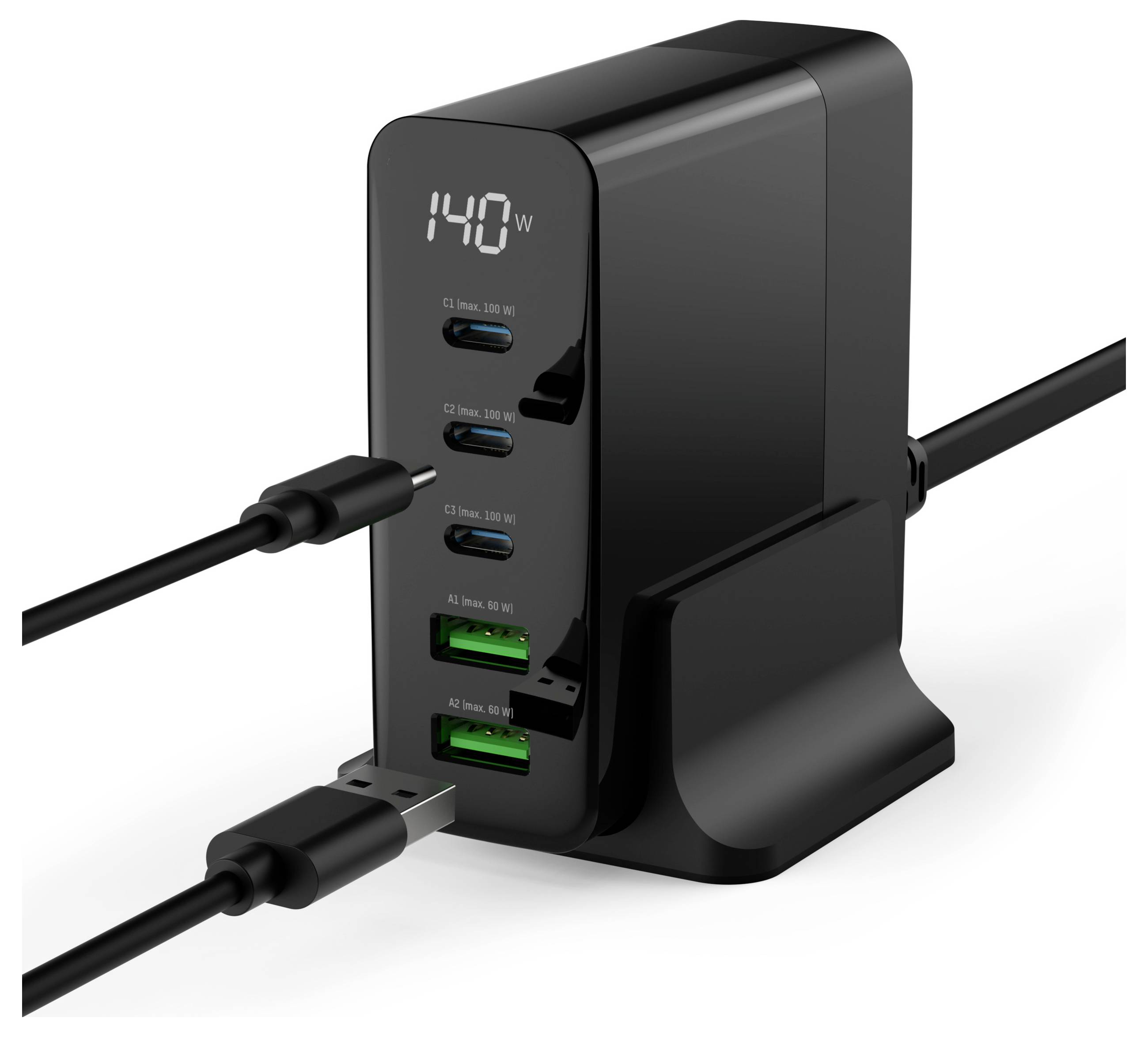 Een zwart oplaadapparaat met vier aansluitingen en een digitaal display dat '140 W' aangeeft, verbonden met meerdere kabels.