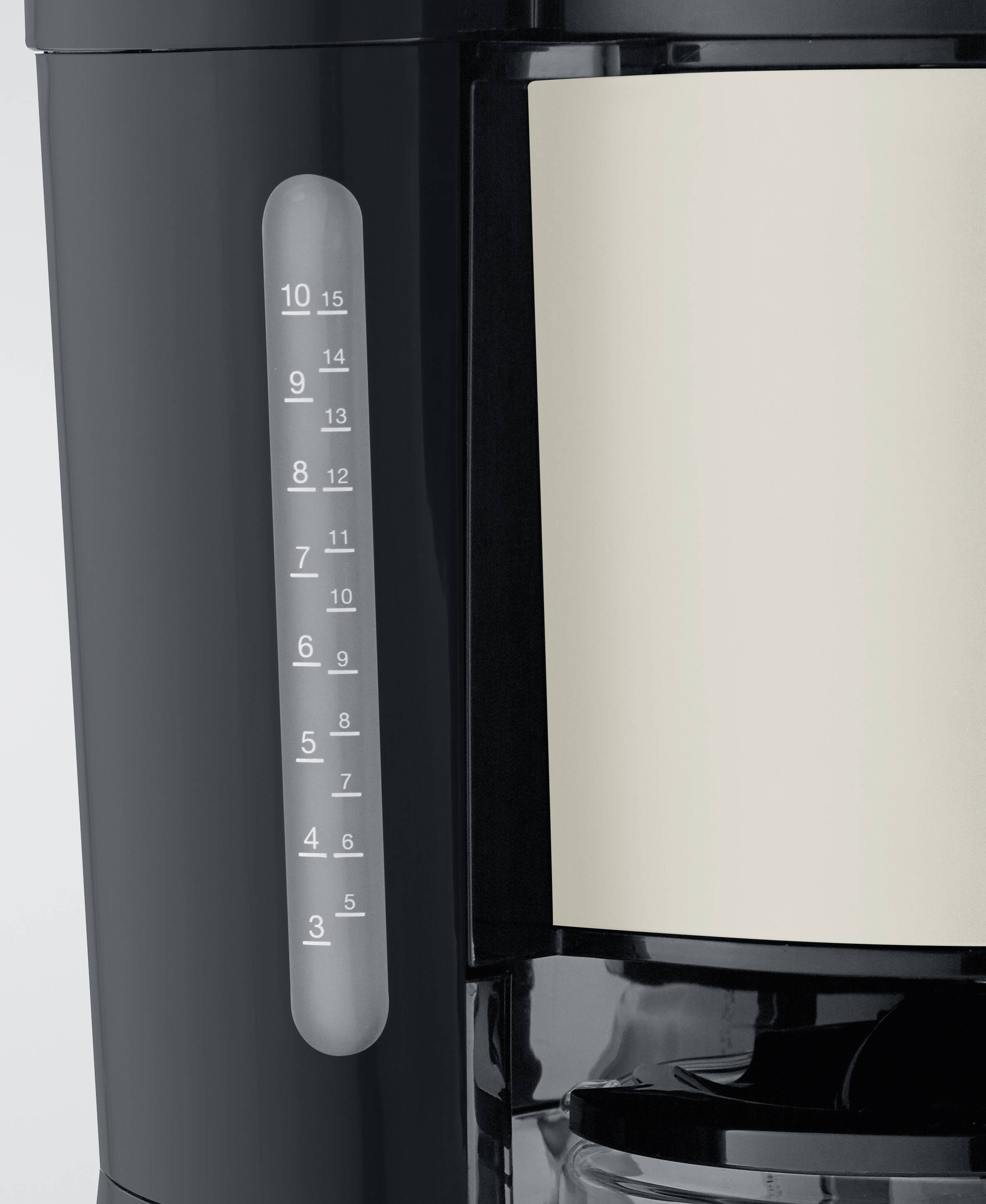 Een zwarte koffiezetmachine met een waterstandsindicator, geschikt voor 2 tot 10 kopjes.