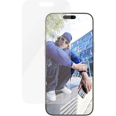 Een smartphone met een groot scherm toont een persoon in blauwe kleding en zonnebril die buiten staat voor een modern gebouw.