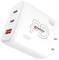 Oplader met drie USB-poorten, waaronder twee USB-C, gemarkeerd met 'PD' voor Power Delivery, vermogen 65W, GaN-technologie.