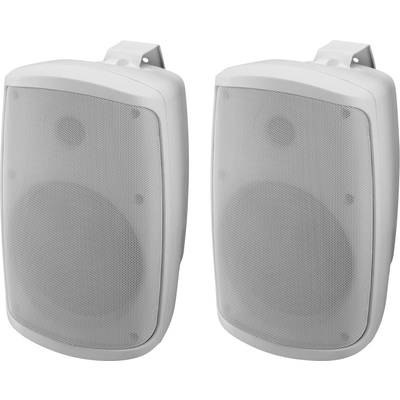 Twee witte luidsprekers in verticale opstelling, geschikt voor wandmontage. Ze beschikken over een strak, modern design.