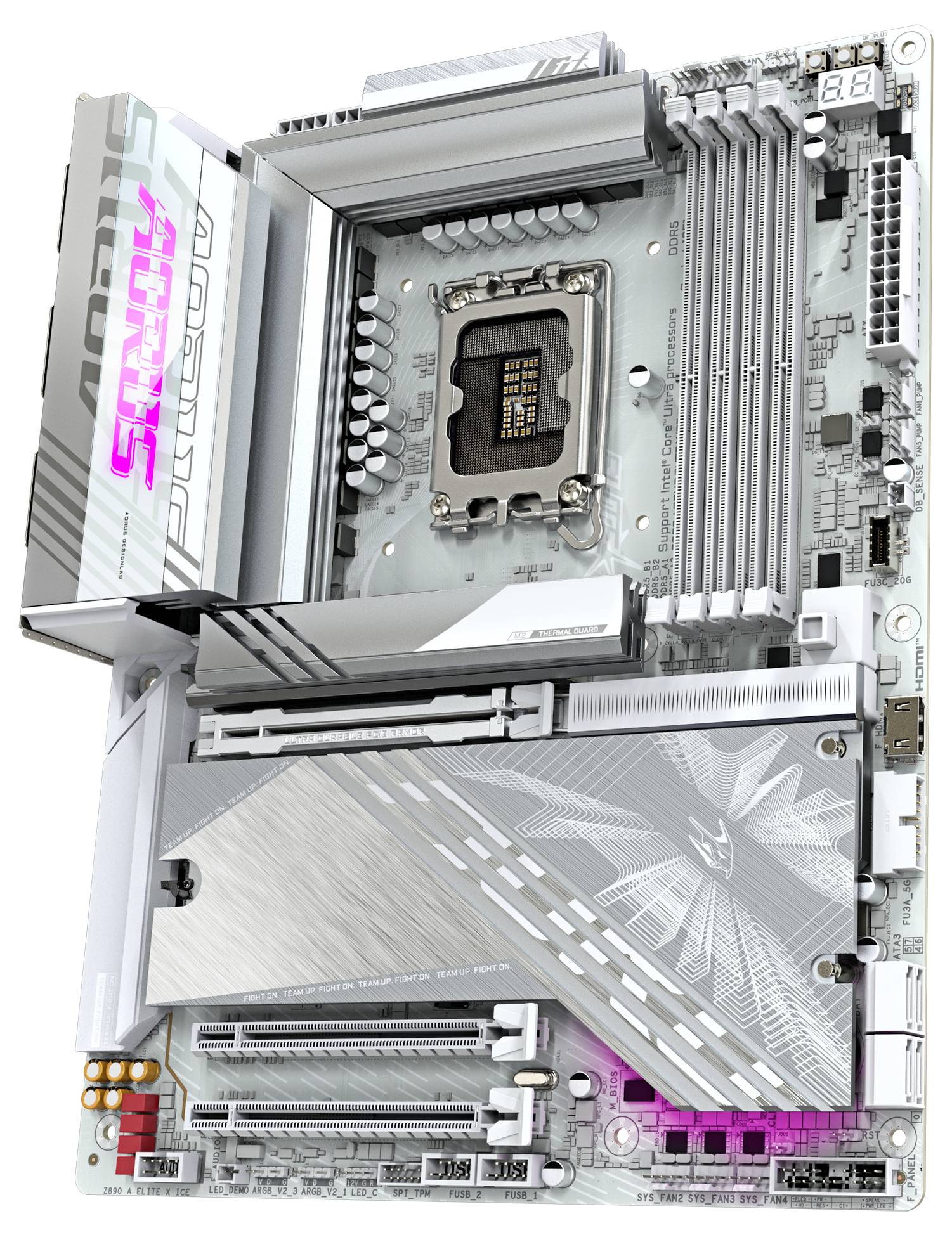 Een wit en zilverkleurig moederbord met meerdere PCIe-sleuven, RAM-sleuven en aansluitingen. Gemarkeerd met 'AORUS'.