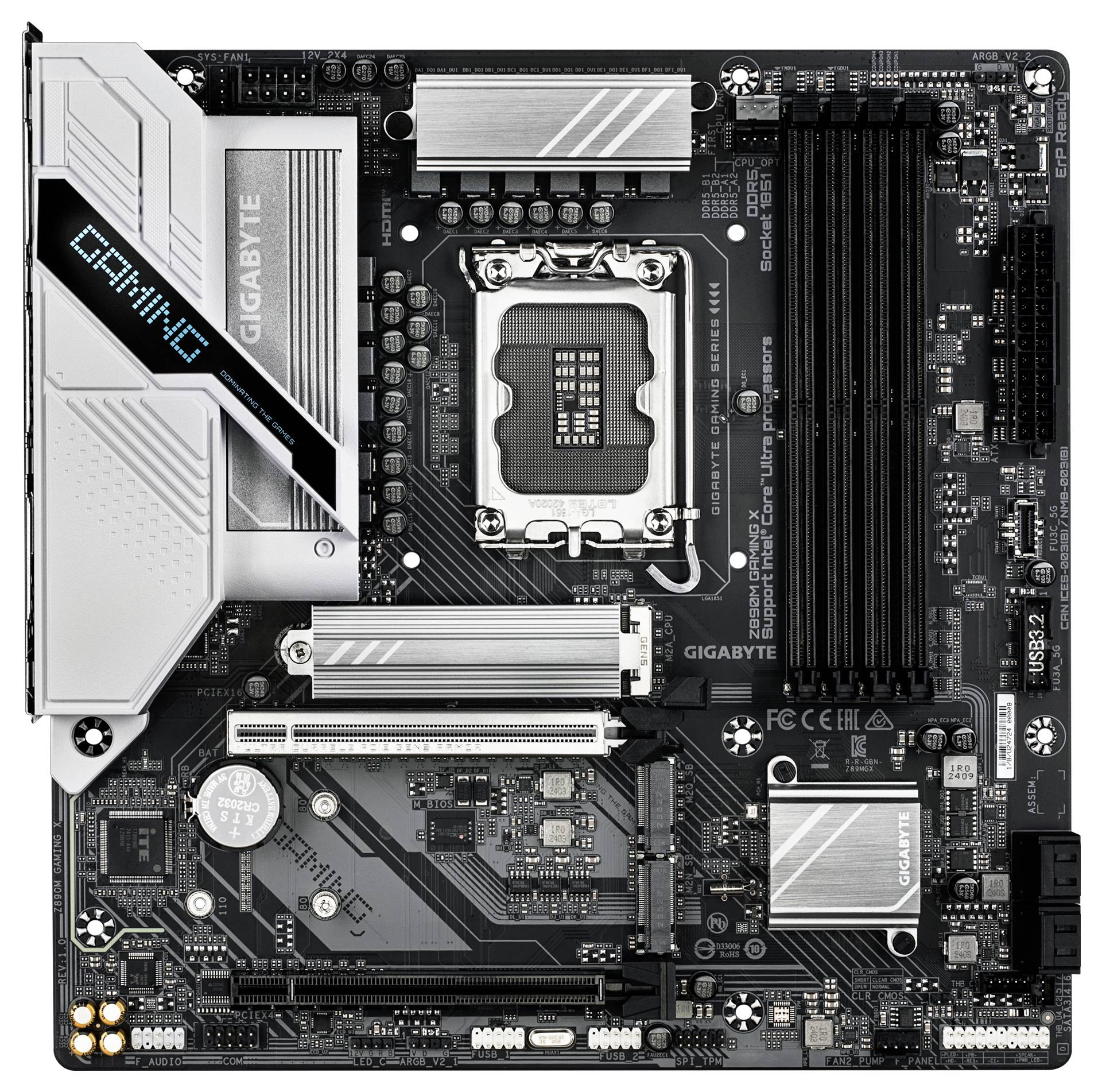 Moederbord met Intel-socket, PCIe-sleuven, RAM-sleuven en 'Gaming'-label, gepresenteerd in een zilver- en zwartkleurig ontwerp.