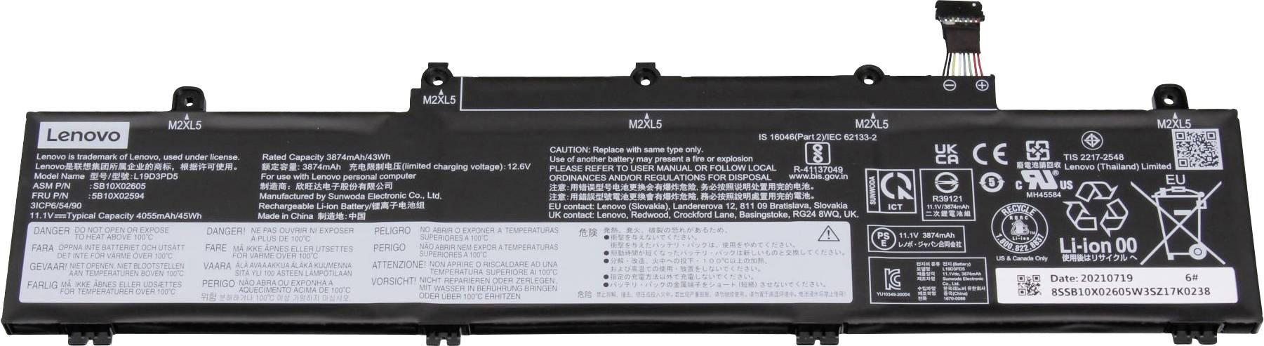 Accu voor Lenovo-laptops, model L16L2PB2, 7,5 Volt, 30 Wh. Verschillende veiligheidssymbolen en waarschuwingen zijn zichtbaar.