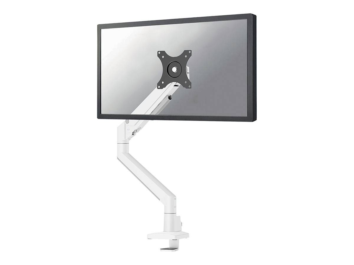 Een monitorsteun in het wit, bevestigd aan een bureau, biedt flexibele monitorpositionering voor ergonomische werkplekken.