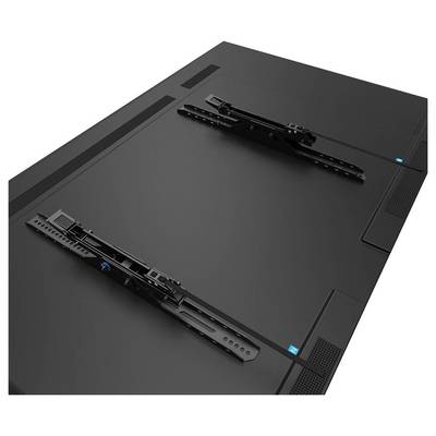 Een montageset voor wandbevestiging van flatscreens, bestaande uit twee zwarte rails, op een zwarte ondergrond.