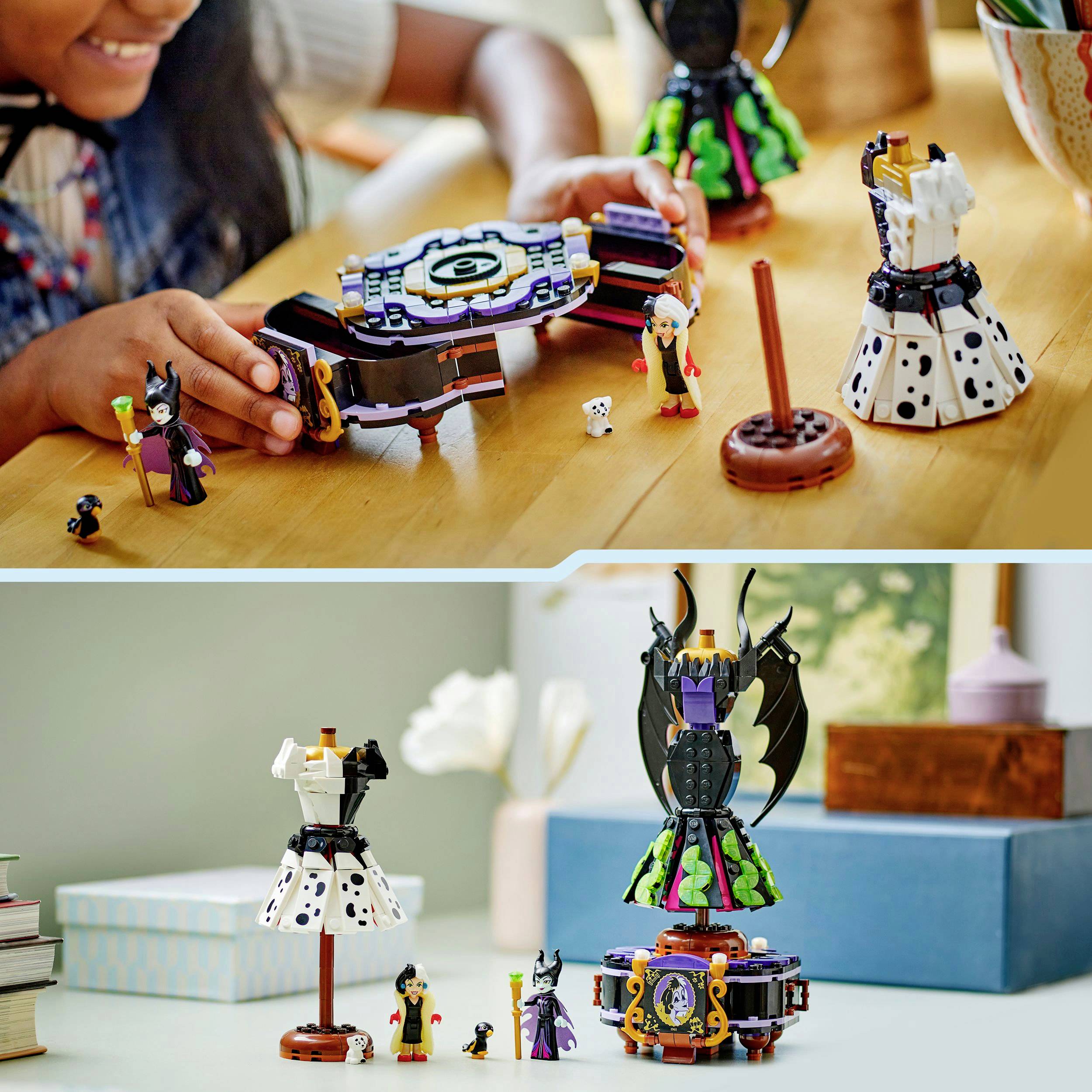 Kinderen spelen met Ninjago-speelgoed aan een houten tafel. Op de voorgrond zijn kleurrijke figuren en bouwwerken te zien.