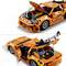 Een oranje, gedetailleerd modelauto met open motorkap en portieren, dat mechanische details en interieur laat zien.