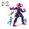 LEGO-set toont een grote, roze-blauwe robot met vier vliegende figuren eromheen. Leeftijdsadvies: vanaf 9 jaar, 427 onderdelen.