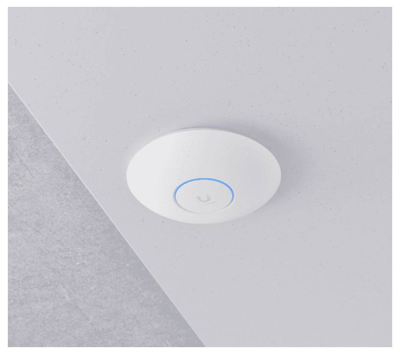 Een ronde, witte WiFi-router is aan het plafond bevestigd. Een blauwe ring licht op rond de centrale knop.