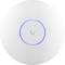 Witte, ronde router met blauwe lichtcirkel in het midden; logo in het midden.
