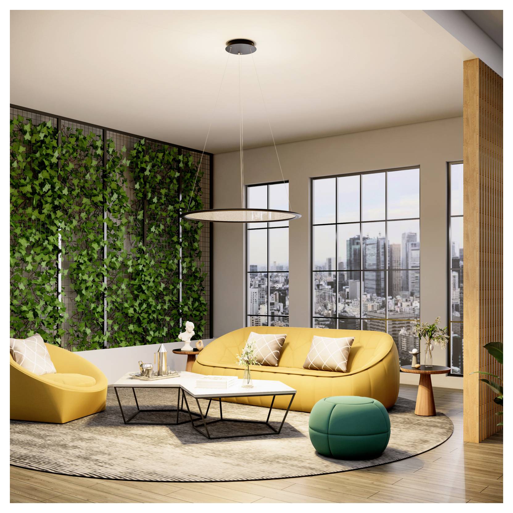 Stijlvolle moderne woonkamer met gele banken, een groene poef, salontafels, grote ramen, uitzicht op de stad en een verticale plantenwand.