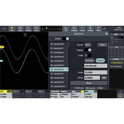 Afbeelding van een oscilloscoopscherm dat twee golfvormen weergeeft. De belangrijkste instellingen omvatten bron, weergave en label-invoer. Indicator voor golfvorm 'waveform6'.