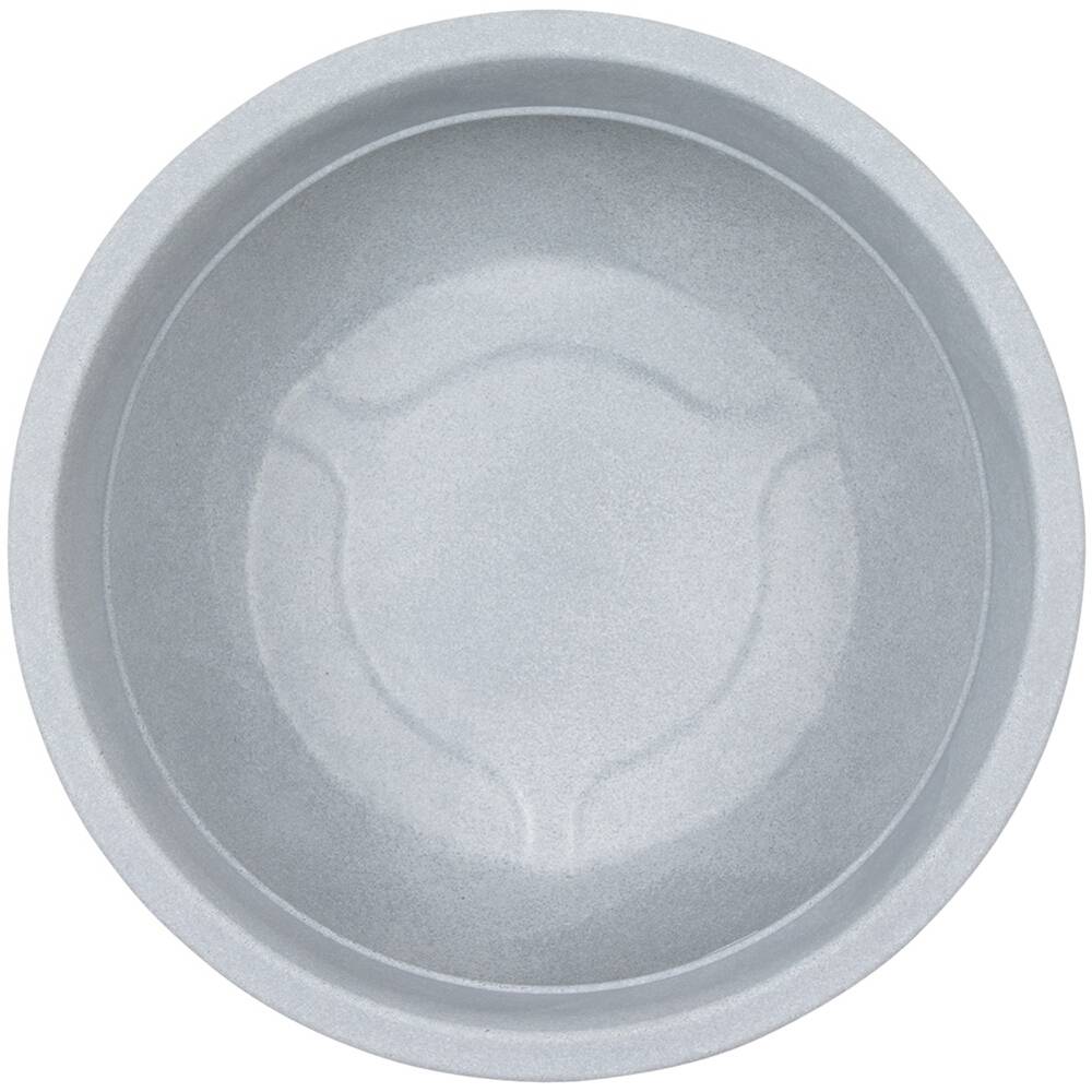 Een rond, grijs, gestructureerd dienblad of bord, gezien van bovenaf.