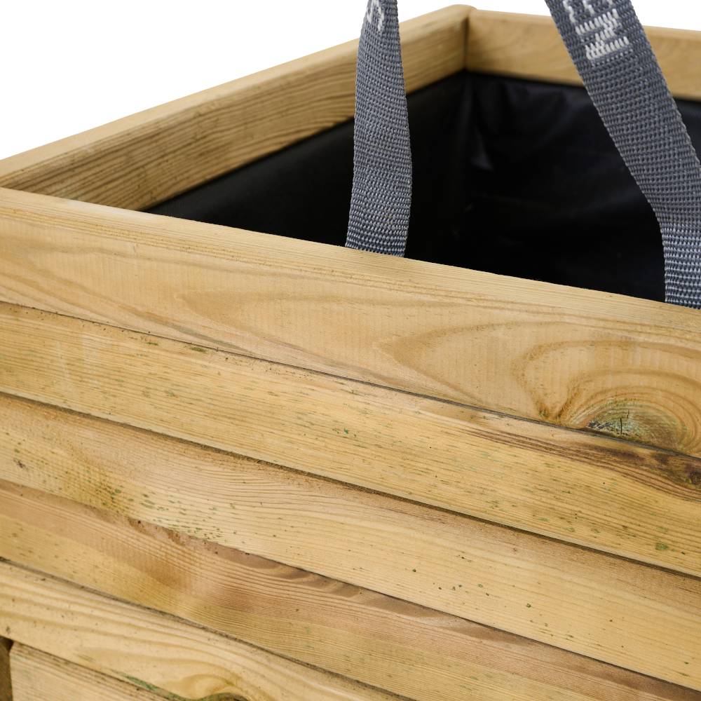 Houten kist met zwarte kunststof binnenbekleding en twee grijze handgrepen. Ideaal voor transport of opslag.