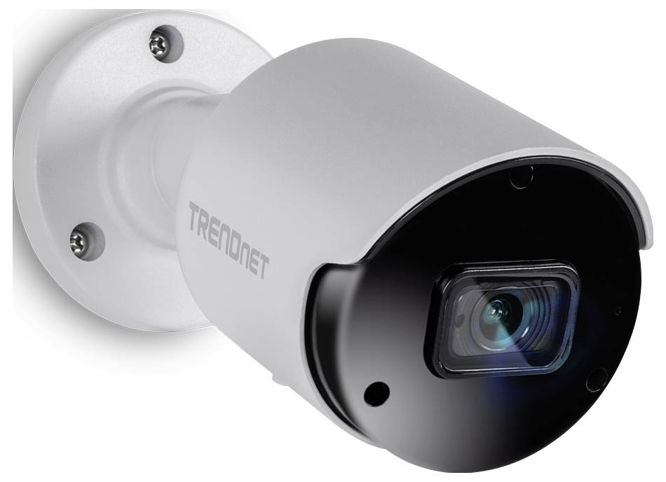 Veiligheidscamera aan de muur bevestigd, toont een modern ontwerp met een zilveren behuizing en zichtbare lens.