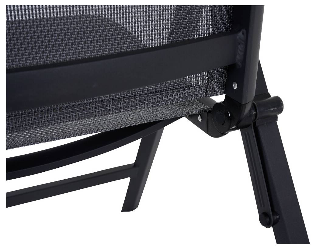 Een opvouwbare stoel met een zwart metalen frame en een grijze netbespanning, waarbij details van de rugleuningbevestiging en het scharniergewricht worden getoond.