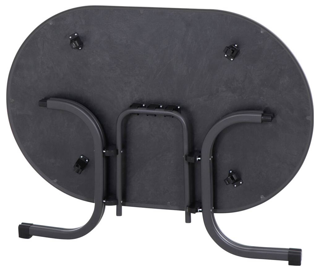 Achterkant van een ovale opvouwbare tafel met een zwart tafelblad en opvouwbare metalen poten.