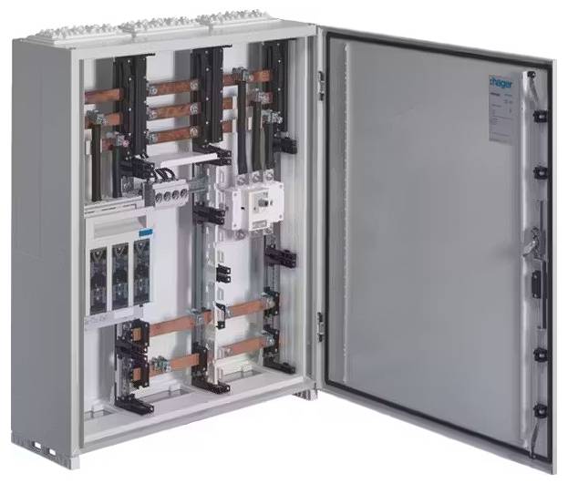 Elektrische schakelkast, geopend, toont interne bedrading en schakelapparatuur.