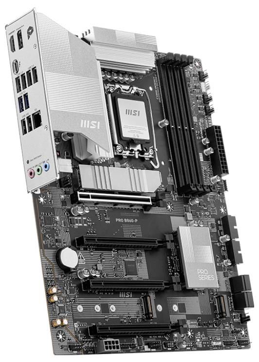 Moederbord met meerdere PCIe-sleuven, RAM-slots en aansluitingen voor randapparatuur, geschikt voor desktopcomputers.