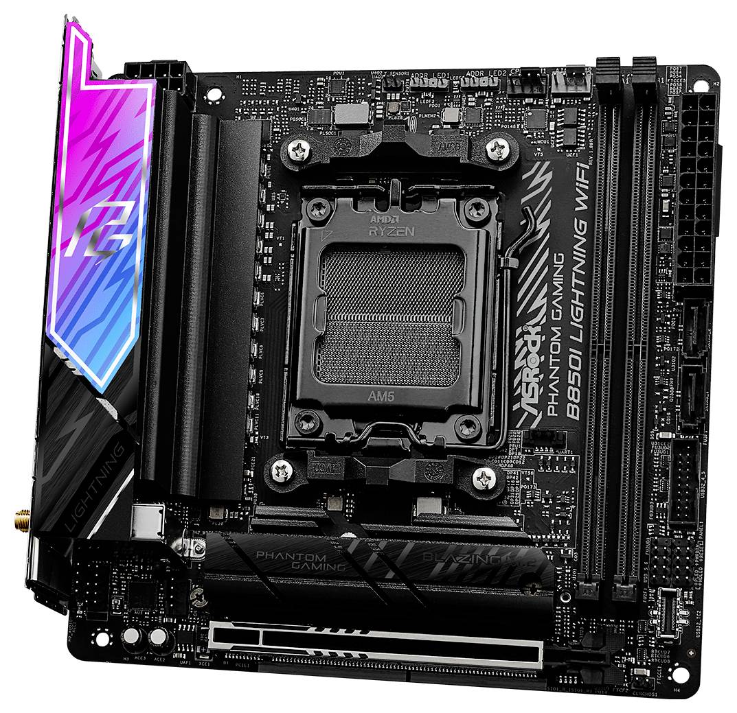 Moederbord voor computer met kleurrijk, verlicht element linksboven. Model: Phantom Gaming B650I Lightning WiFi.