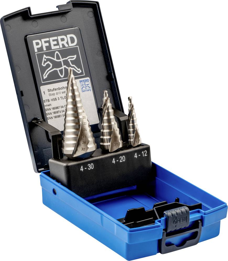 Drie trapsgewijze boren in een blauw kunststof etui met opengeslagen klep. De formaten zijn gemarkeerd als 4-12, 4-20 en 4-30 millimeter.