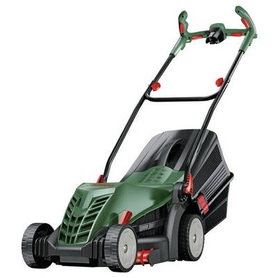 Groene grasmaaier met zwarte opvangbak en rode accenten, uitgeklapte handgreep en grote wielen, op een lichte achtergrond.