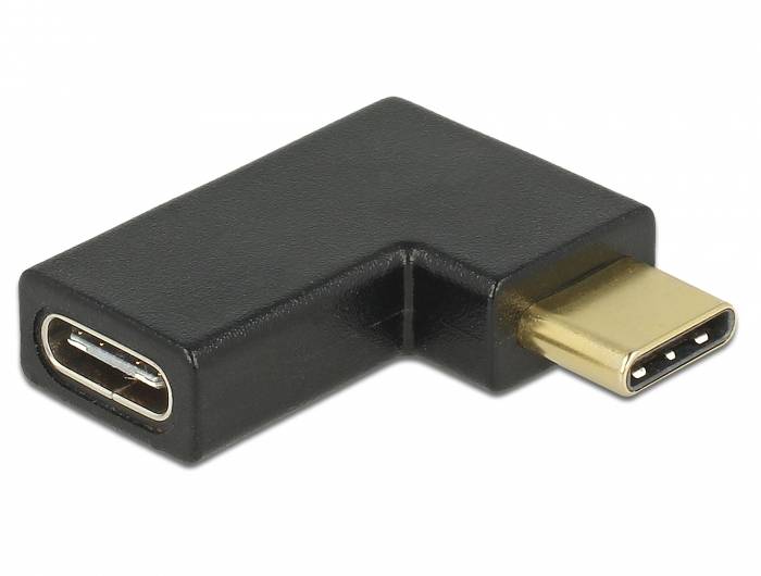Een zwart-gouden USB-C-hoekadapter die de aansluiting 90 graden draait, vergelijkbaar met de vorm van een 'L'.
