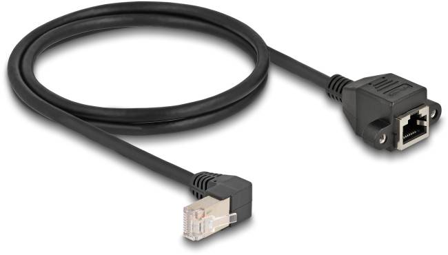 Een zwart Ethernet-kabel met een haakse stekker aan de ene kant en een Ethernet-aansluiting aan de andere kant.