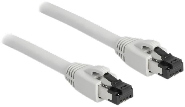 Twee grijze netwerkkabels met RJ45-connectoren, die een bekabelde internetverbinding symboliseren.