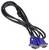 Een zwarte kabel met blauwe VGA-connectoren aan beide uiteinden, gebruikt voor het aansluiten van computers op monitors of projectoren.